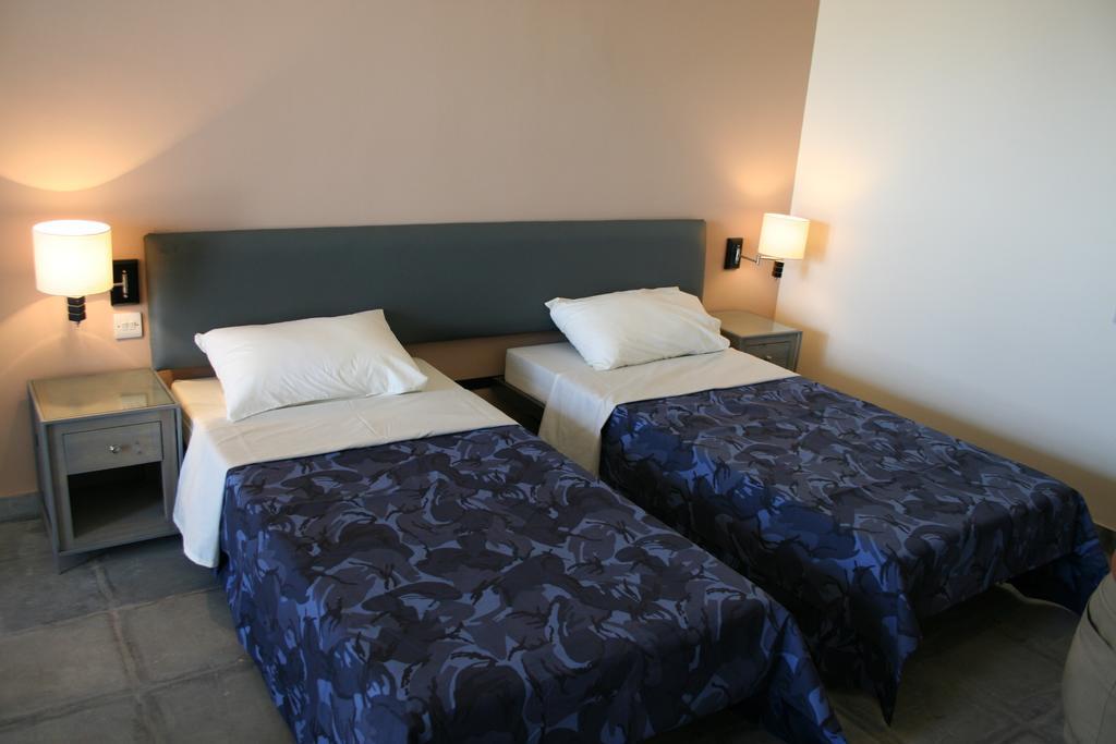 Azraq Lodge Al Azraq ash Shamali Phòng bức ảnh